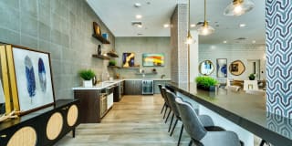 The Rey Downtown Gallery 11