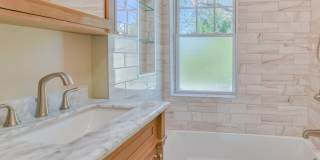 705 7th Avenue Gallery 16