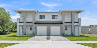 Stunning New Construction Villa for Rent Near Lake John Gallery 1