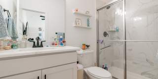 1623 Brooks Avenue - 2 Gallery 12