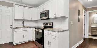 Adorable Modern 2 Bedroom Duplex! Gallery 3