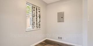 2442 S Corona St Gallery 4
