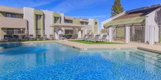 Lemon & Pear Tree Apartments Gallery 9