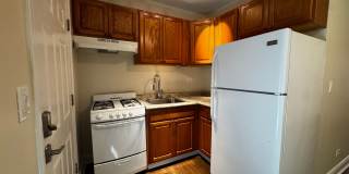 1381 W Greenleaf Ave Gallery 1