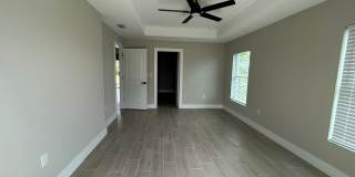 New construction 4/3  off Gator Circle Gallery 6