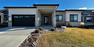 Gorgeous 4 bed 3 bath + Office home located on the 12th Tee of the TPC golf Course! Gallery 1