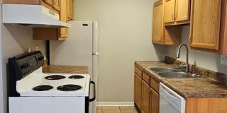 Shadowood Apartments IV Gallery 12