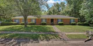 5042 Riverwood Circle 5042 Riverwood Circle Gallery 1