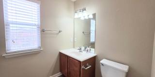 914 Tisbury Parkway Gallery 14