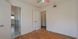 1805 NE 53rd Street Gallery 14