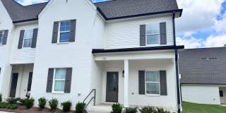 3BR/3.5BA South Grove For Rent Gallery 1
