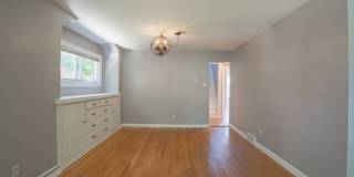 3 Bed Home in the Heart of Whitefish Bay Gallery 5