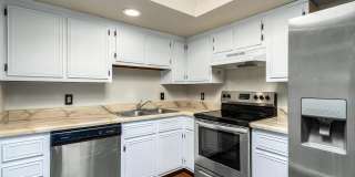 8255 N Oracle Gallery 1