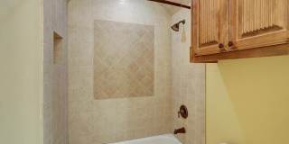 4510 Thoreau Gallery 16