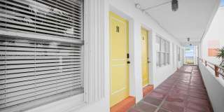 9241 Collins Ave Gallery 14