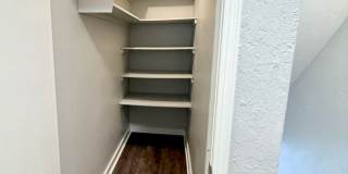 Beautifully Updated 2BD 1BA, Two-Story Duplex in Yukon!!! Gallery 8