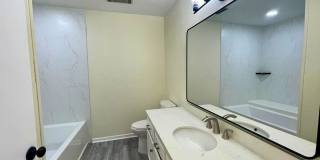 Beautifully Renovated 3 Bedroom Home in Royal Ridge Gallery 17