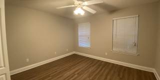 1636 Woodlawn Way Gallery 6