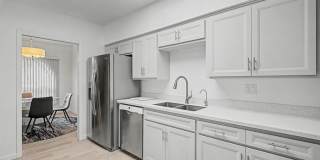 ALL UTILITIES, WIFI AND FURNITURE INCLUDED!! Beautiful Fully Furnished Home with Upgrades & Community Amenities! Gallery 11