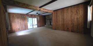627 GROVE PARK Boulevard Gallery 6