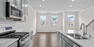 Gorgeous New Construction! Updated Kitchen, SS Appliances, Open Floorplan, Garage, Pet Friendly! Gallery 12