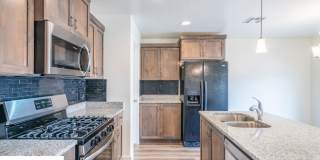 Private 4 Bedroom Corner Unit Gallery 41