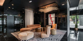 Veneto Las Olas Gallery 37