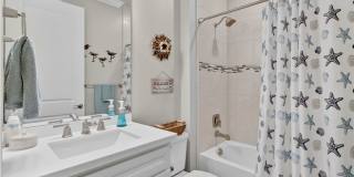 11901 Clifton Terrace Gallery 25