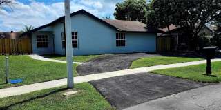 8120 SW 4th Ct Gallery 2