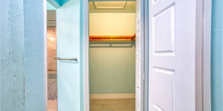 911 SW 3rd Avenue Gallery 28