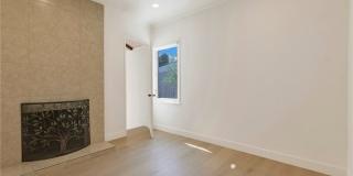 2108 N Pass Avenue Gallery 17