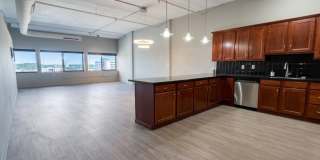 125 S. Kalamazoo Mall Gallery 4
