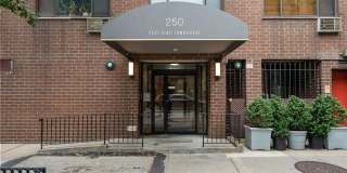 250 E 31st Street Gallery 1