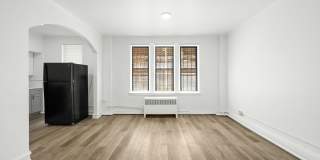 6751 S Jeffery Apartments Gallery 6