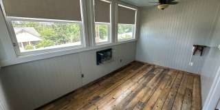 Adorable 2 Bedroom One Bathroom Home Close to Downtown Grass Valley and Shopping Gallery 5