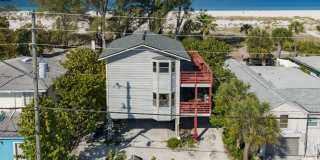 1 Bedroom Beachfront Condo, Steps away from Beach Access! Gallery 26
