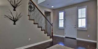 Stunning (Formal Model) 3/3 w/Huge Loft!  Please read entire ad before requesting a viewing!! Gallery 16