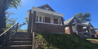 4458 Penrose Street Gallery 1