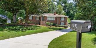 388 Lakemoore Drive NE Gallery 1