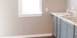 BEAUTIFUL HOME WITH 2 CAR GARAGE LOCATED IN QUIET NEIGHBORHOOD! Gallery 11