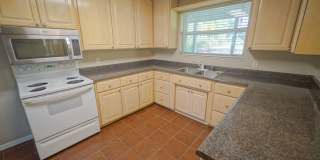 Cozy 3/2 Single Family Home Gallery 14