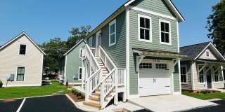Adorable 1 bedroom 1 bathroom cottage style home with garage. Must see! Gallery 1