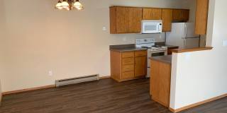 4 Bed, 2 Bath Twinhome in South Fargo! Gallery 6