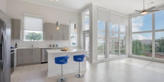 AMLI Buckhead Gallery 41