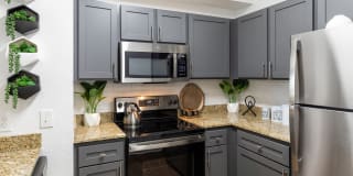 Stone Creek at the Woodlands Gallery 11