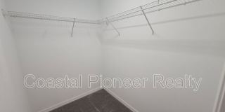 2203 E 23rd Ave Gallery 26