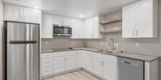 4875 Garden Trail Gallery 4