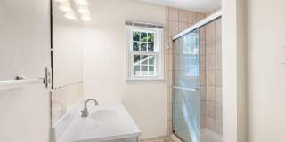 222 APPLE BLOSSOM Court Gallery 25