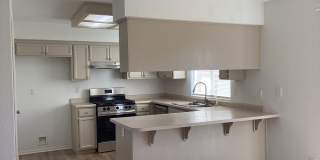 1450 La Jolla Way Gallery 7