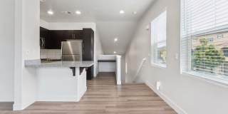 CasaLago Eastlake Gallery 17